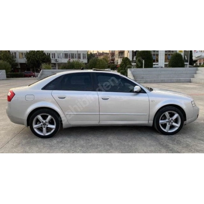 AUDI A4- 02/05; ARAÇ BİLGİLERİ VE RESİMLERİ