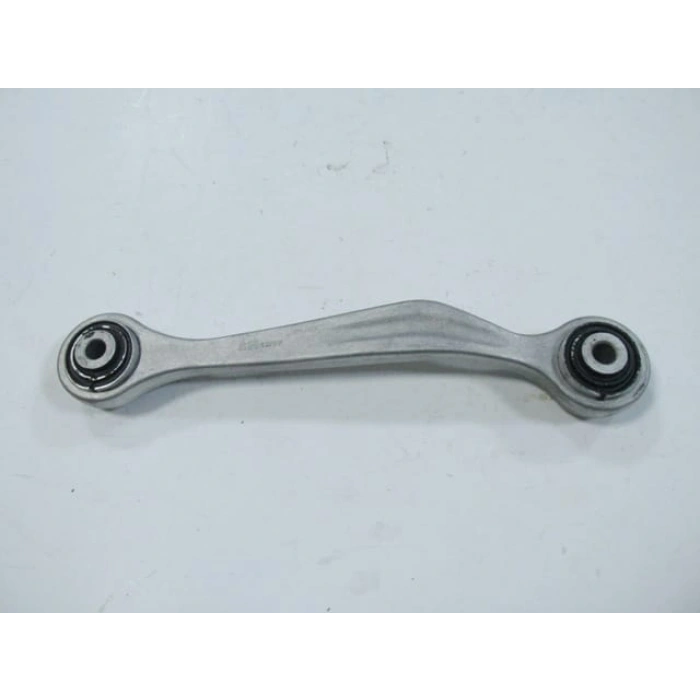 AUDI A4- 08/12; ARKA ÜST TABLA SAĞ DÜZ TİP BURÇLU (SALINCAK) (SH)