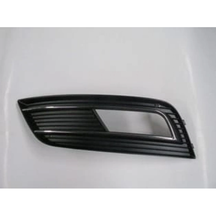 AUDI A4- 13/15; SİS LAMBA KAPAĞI SOL SİS DELİKLİ (NİKELAJ ÇITALI)