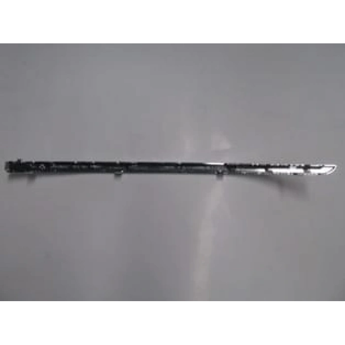 AUDI A8- 05/07; ÖN TAMPON BANDI ÜST NİKELAJI SAĞ (BFN)