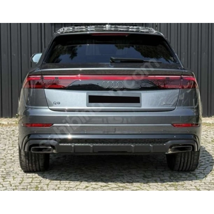 AUDI Q8- 18/25; ARAÇ BİLGİLERİ VE RESİMLERİ