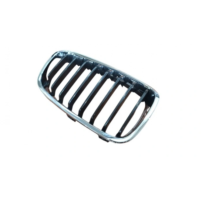 BMW 1 SERI- F20- 12/15; ÖN PANJUR SAĞ (NİKELAJ ÇERÇEVELİ) (İÇ PETEKLERİ SİYAH) (SPORT) (TYG)