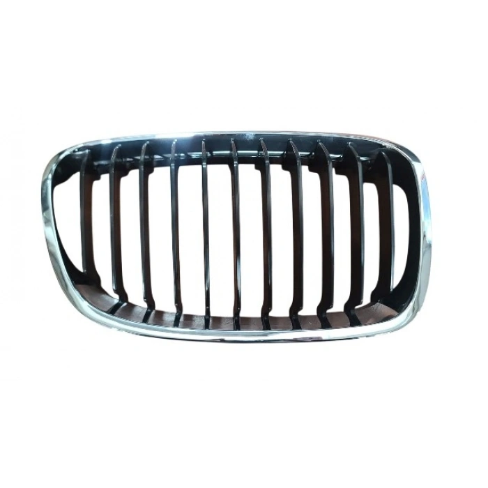 BMW 1 SERI- F20- 12/15; ÖN PANJUR SAĞ (NİKELAJ ÇERÇEVELİ) (İÇ PETEKLERİ SİYAH) (TYG)