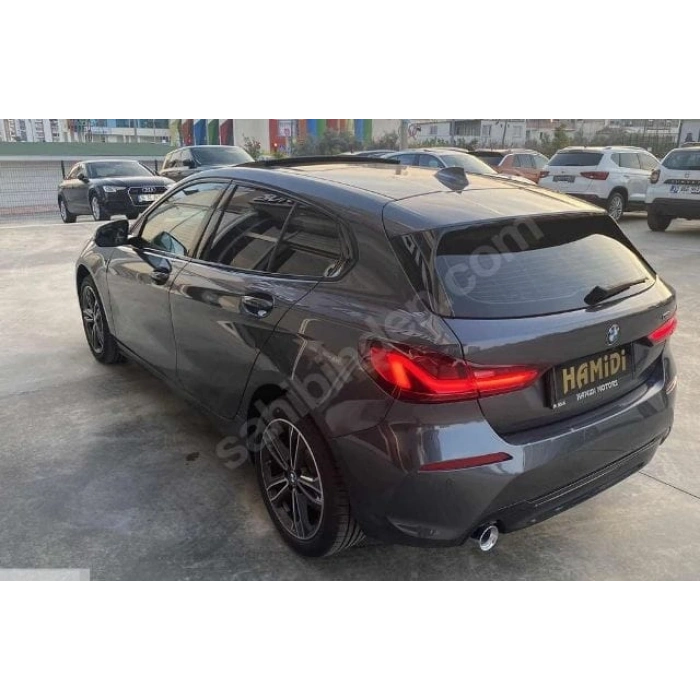 BMW 1 SERI- F40- 20/22; ARAÇ BİLGİLERİ VE RESİMLERİ