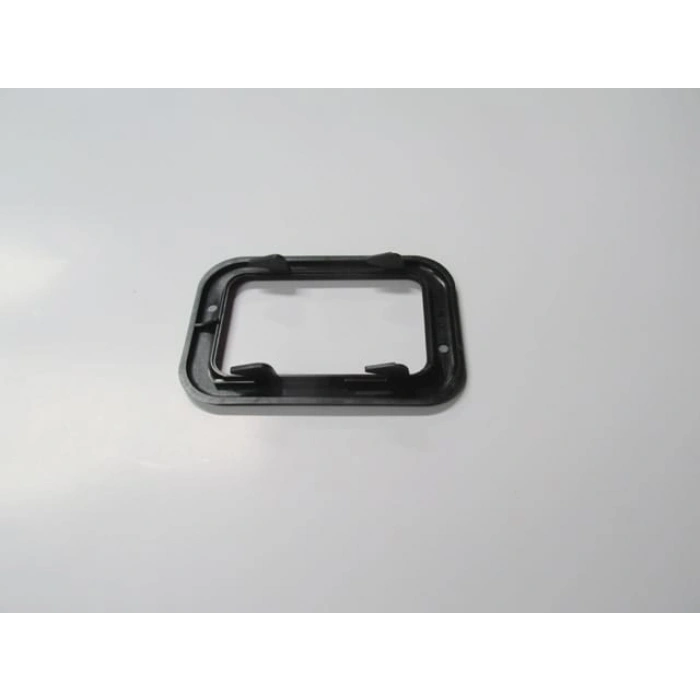 BMW 3 SERI- E30- 84/91; ÖN/ARKA KAPI İÇ AÇMA KOLU ÇERÇEVESİ SİYAH SAĞ/SOL AYNI (ADET) (TW)