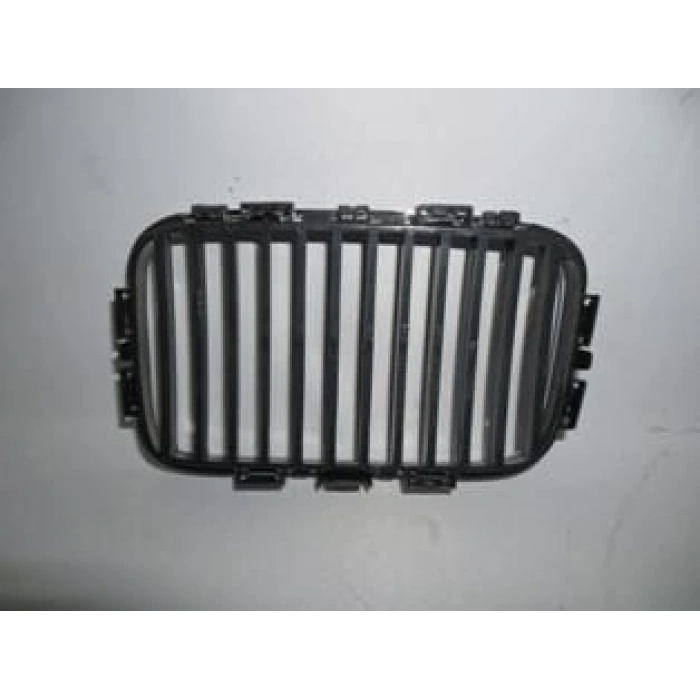 BMW 3 SERI- E36- SD/COUPE- 91/94; ÖN PANJUR SAĞ SİYAH/NİKELAJ ÇERÇEVELİ (TW)