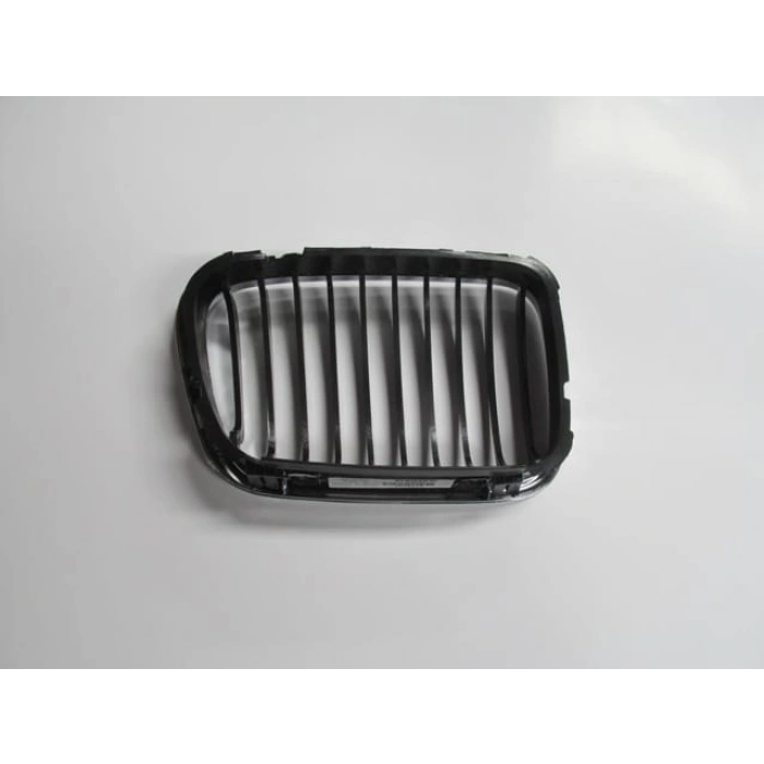 BMW 3 SERI- E46- SD- 98/01; ÖN PANJUR SOL SİYAH/NİKELAJ ÇERÇEVELİ (TW)