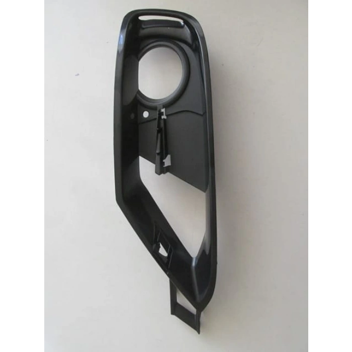 BMW 3 SERI- F30- 12/14; SİS LAMBA KAPAĞI SOL SİS DELİKLİ (SPORT LINE) (TW)