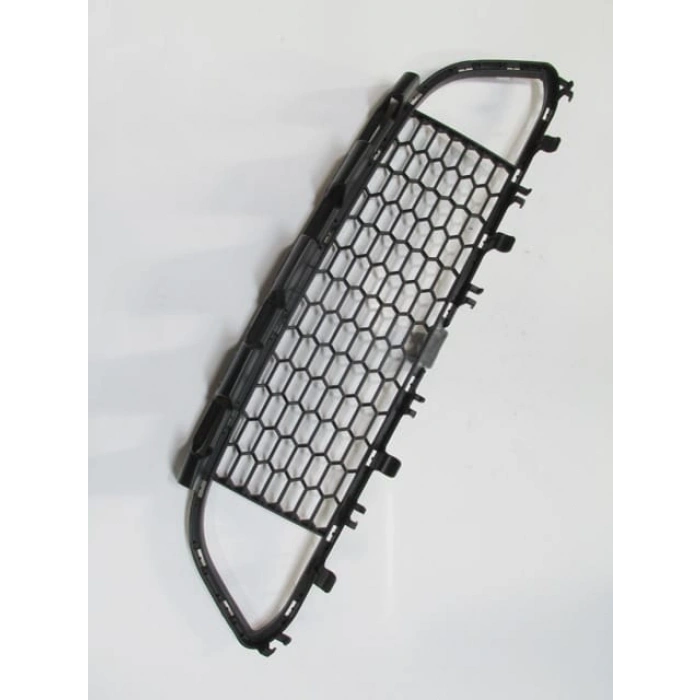 BMW 3 SERI- F30- 12/18; ÖN TAMPON PANJURU SİYAH (M-TECH) (TW)