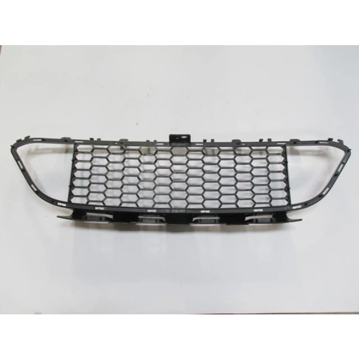 BMW 3 SERI- F30- 12/18; ÖN TAMPON PANJURU SİYAH (M-TECH) (TW)