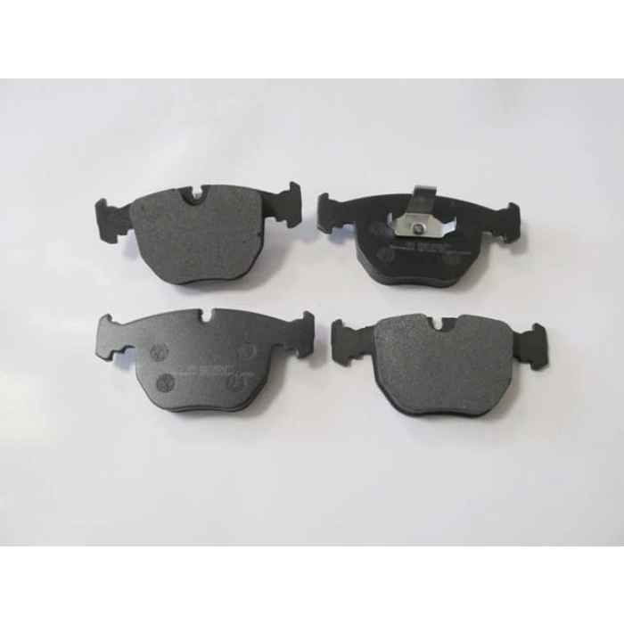 BMW 5 SERI- E39- 01/03; ÖN FREN BALATASI (KABLOSUZ)(DİSK) (156,5X73,3X18,3) (BRAMAX)