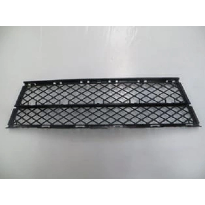 BMW 5 SERI- E60- 07/10; ÖN TAMPON PANJURU ORTA SİYAH (TW)