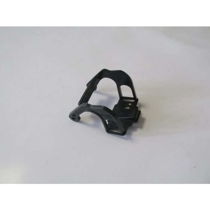 BMW 5 SERI- F10- 10/16; FAR YIKAMA FISKİYE KAPAĞI BRAKETİ SAĞ (M5/LCI)