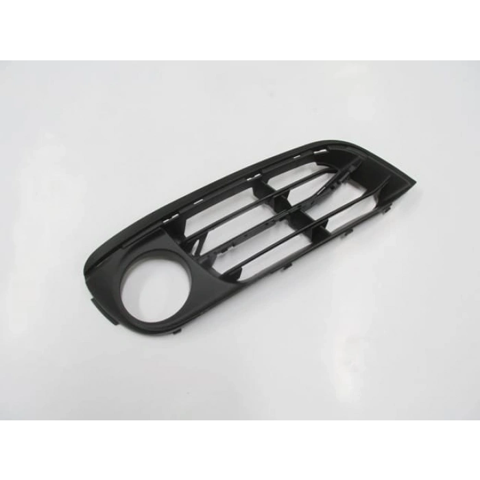 BMW 5 SERI- F10- 13/16; SİS LAMBA KAPAĞI SAĞ SİS DELİKLİ (LUXURY) (TW)