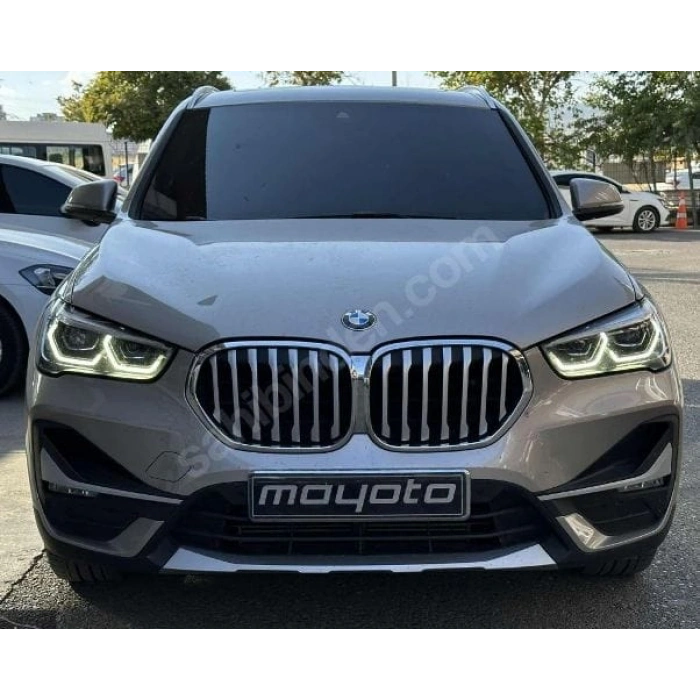BMW X1- U11- 21/22; ARAÇ BİLGİLERİ VE RESİMLERİ