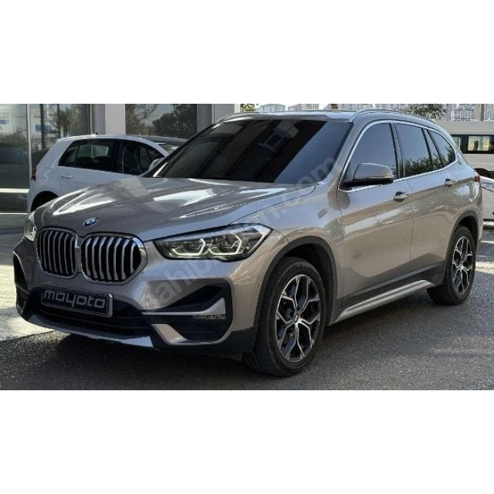BMW X1- U11- 21/22; ARAÇ BİLGİLERİ VE RESİMLERİ