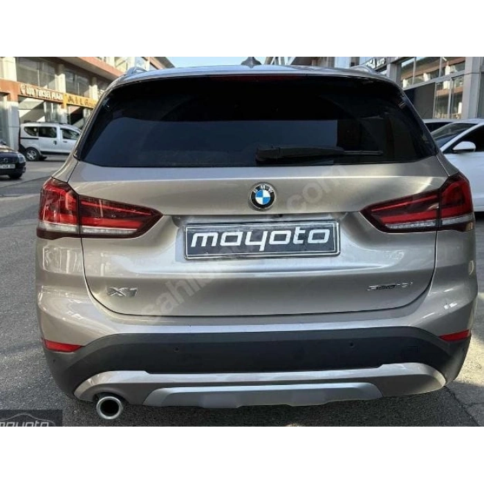 BMW X1- U11- 21/22; ARAÇ BİLGİLERİ VE RESİMLERİ