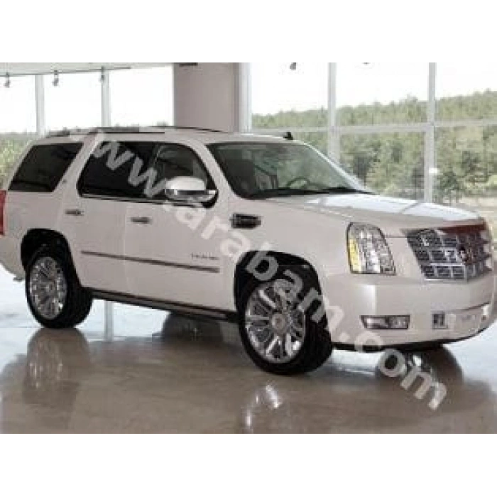 CADILLAC ESCALADE- 07/14; ARAÇ BİLGİLERİ VE RESİMLERİ