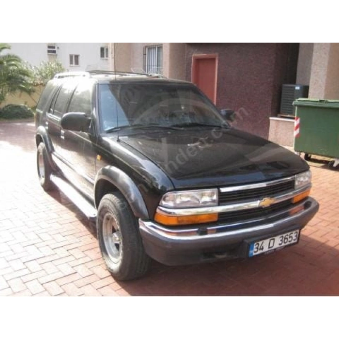 CHEVROLET BLAZER- 98/01; ARAÇ BİLGİLERİ VE RESİMLERİ