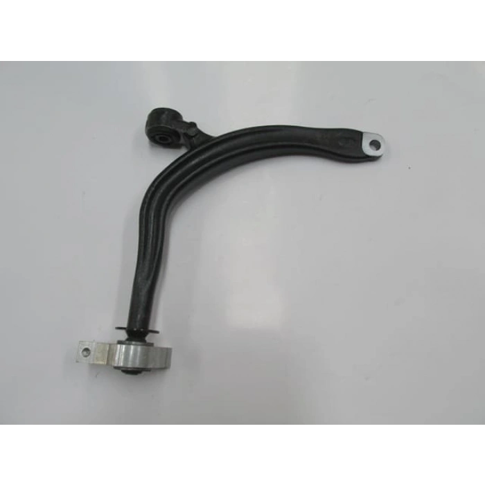 CITROEN C5- 01/05; ÖN ALT TABLA SAĞ BURÇLU/TAKOZLU (SALINCAK) (SH)