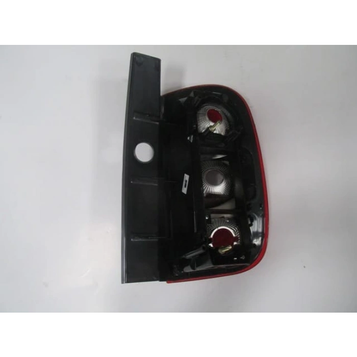 DACIA DUSTER- 14/17; STOP LAMBASI SOL KIRMIZI/BEYAZ