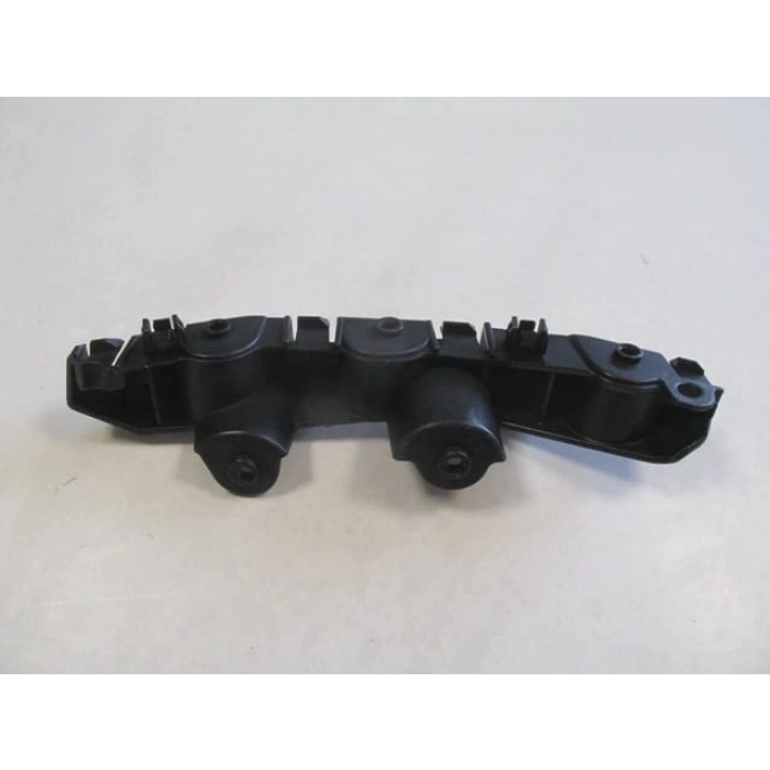 DACIA DUSTER- 18/24; ÖN TAMPON BAĞLANTI BRAKETİ SAĞ