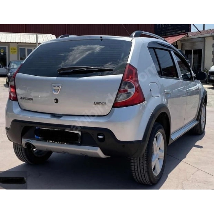 DACIA SANDERO- 09/12; ARAÇ BİLGİLERİ VE RESİMLERİ