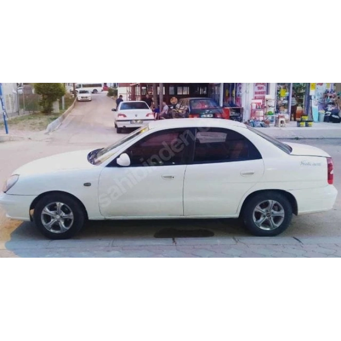 DAEWOO NUBIRA- 00/02; ARAÇ BİLGİLERİ VE RESİMLERİ