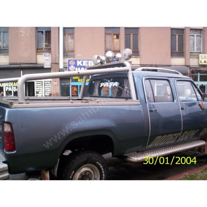 DODGE RAMCHARGER- 81/88; ARAÇ BİLGİLERİ VE RESİMLERİ