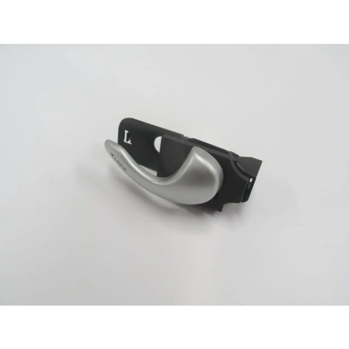 FIAT DOBLO- 01/05; ÖN KAPI İÇ AÇMA KOLU SAĞ GÜMÜŞ GRİ (HUSHAN)