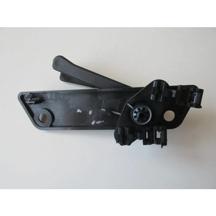 FIAT DOBLO- 06/10; ARKA BAGAJ KAPAĞI İÇ AÇMA KOLU SAĞ SİYAH