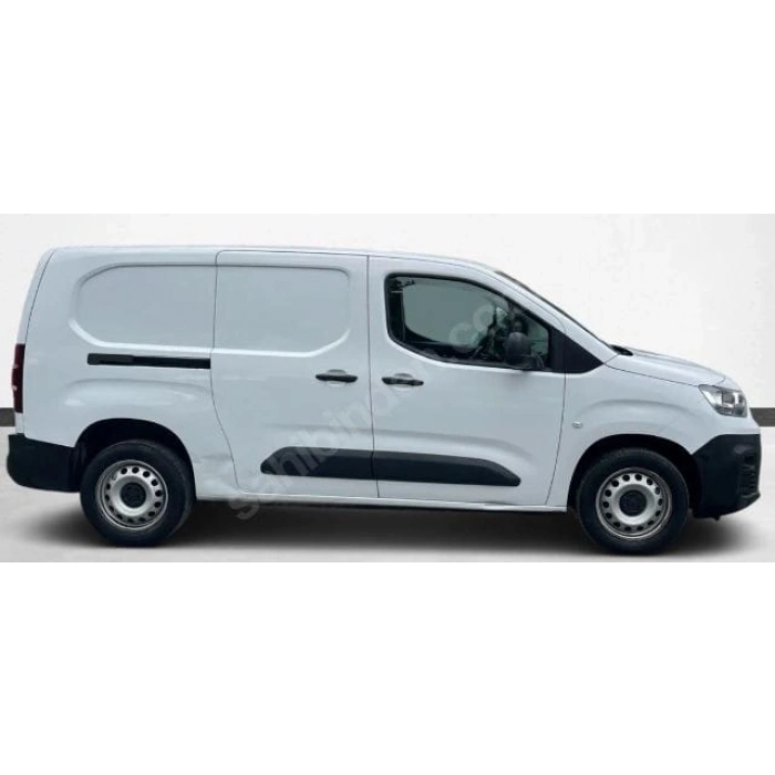 FIAT DOBLO- 23/24; ARAÇ BİLGİLERİ VE RESİMLERİ