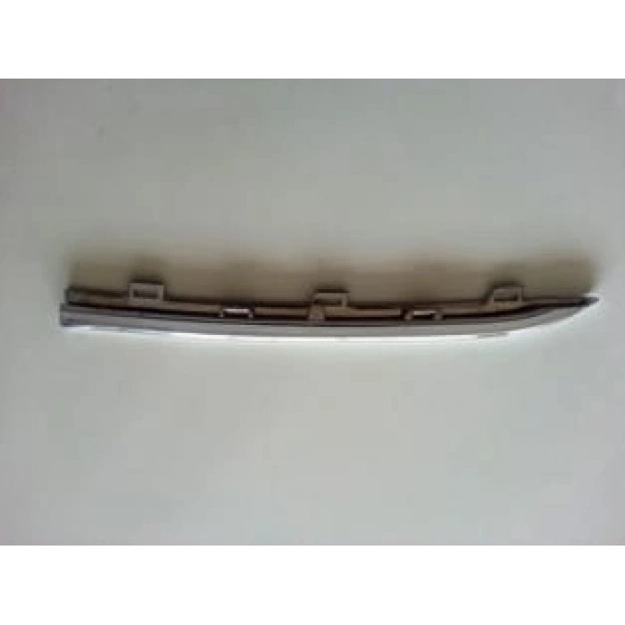 FIAT LINEA- 12/17; ÖN PANJUR ÜST ÇITASI KISA NİKELAJLI SAĞ (EUROBUMP)