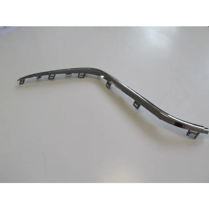 FIAT LINEA- 12/17; ÖN TAMPON ÇITASI NİKELAJLI SAĞ (SİS KAPAĞI ÜST S ÇITASI)