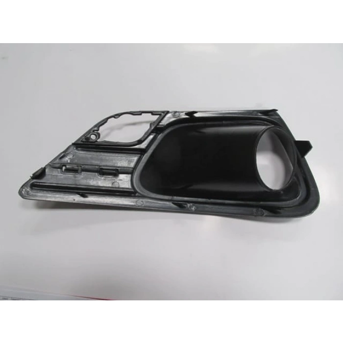 FIAT LINEA- 12/17; SİS LAMBA KAPAĞI SAĞ SİS DELİKLİ