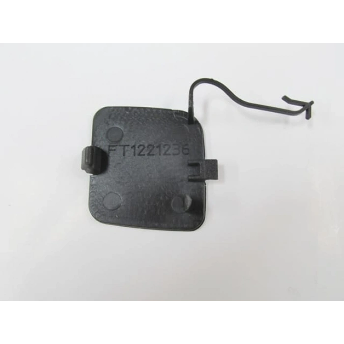 FIAT PANDA- 04/12; ÖN TAMPON ÇEKİ DEMİRİ KAPAĞI (LM)