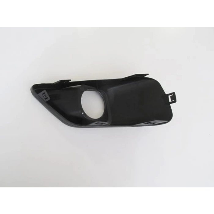 FIAT PRATICO- 15/22; SİS LAMBA KAPAĞI SAĞ SİS DELİKLİ