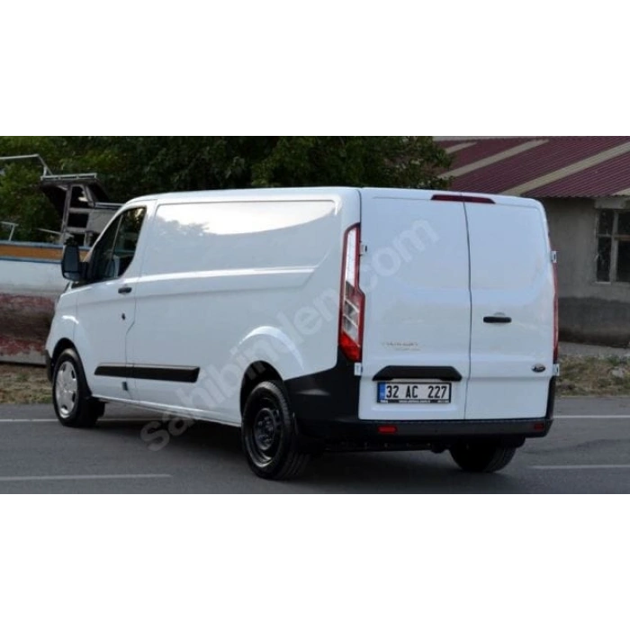 FORD CUSTOM- 18/23; ARAÇ BİLGİLERİ VE RESİMLERİ