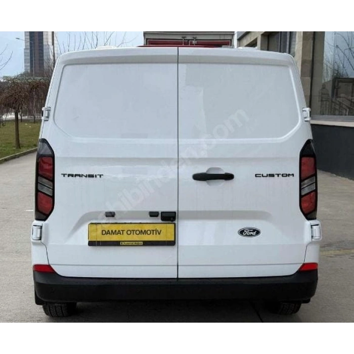 FORD CUSTOM- 23/25; ARAÇ BİLGİLERİ VE RESİMLERİ