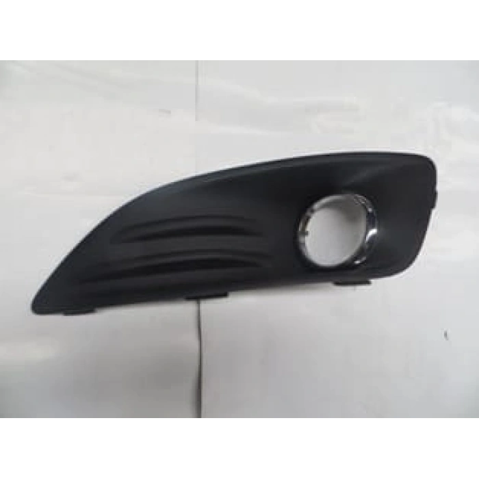 FORD FIESTA- 13/17; SİS LAMBA KAPAĞI SOL SİYAH (SİS DELİĞİ NİKELAJ ÇERÇEVELİ) (TYG)