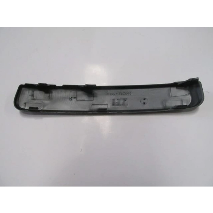 FORD FOCUS C MAX- 04/06; ÖN TAMPON BANDI SOL SİYAH (PÜTÜRLÜ TİP) (TYG)