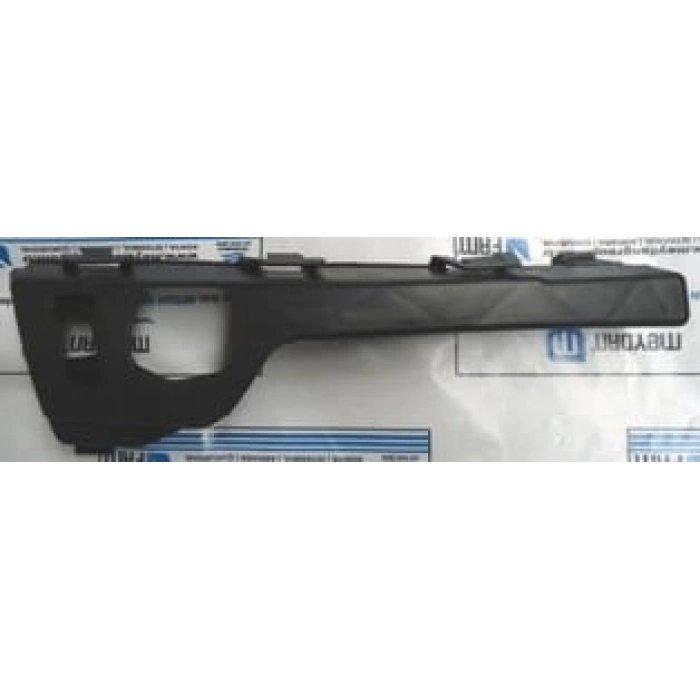 FORD FOCUS- SD/HB- 05/07; ÖN TAMPON İÇ BAĞLANTI BRAKETİ SAĞ (ORTA KISMA TAKILAN) PLASTİK (BFN)