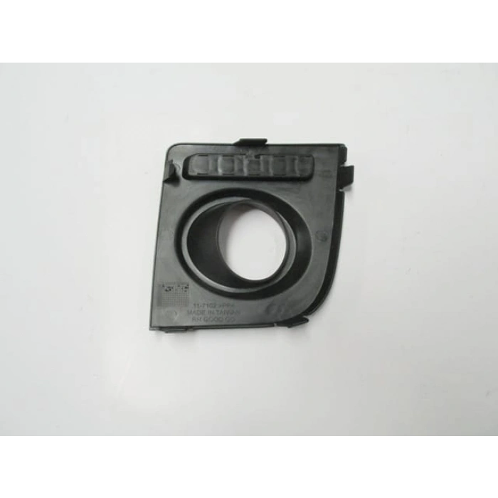 FORD FUSION- 07/11; SİS LAMBA KAPAĞI SAĞ SİYAH (TYG)