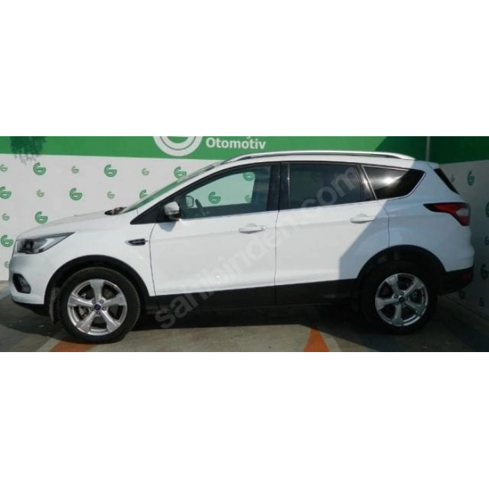 FORD KUGA- 17/19; ARAÇ BİLGİLERİ VE RESİMLERİ