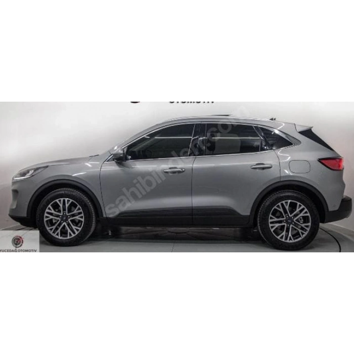 FORD KUGA- 20/23; ARAÇ BİLGİLERİ VE RESİMLERİ