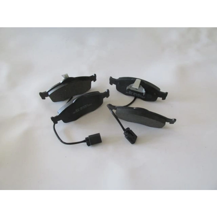 FORD MONDEO- 93/00; ÖN FREN BALATASI (2 KABLOLU) (DİSK) (155X58,7X18/15 6.4X58.7X18) (BRAMAX)