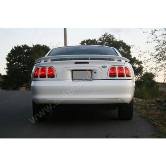 FORD MUSTANG- 96/98; ARAÇ BİLGİLERİ VE RESİMLERİ