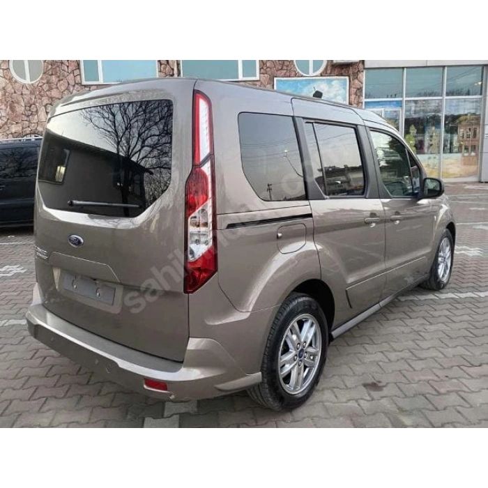 FORD TOURNEO CONNECT- 20/22; ARAÇ BİLGİLERİ VE RESİMLERİ