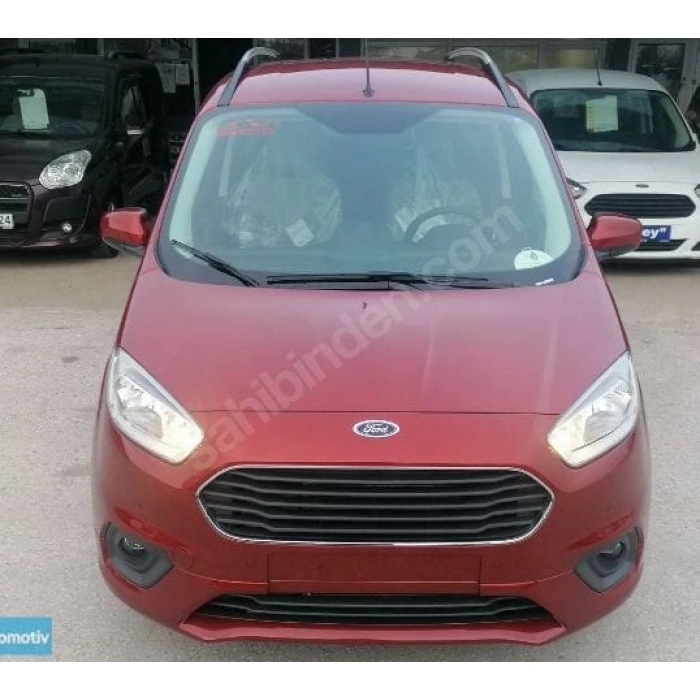 FORD TOURNEO COURIER- 18/23; ARAÇ BİLGİLERİ VE RESİMLERİ