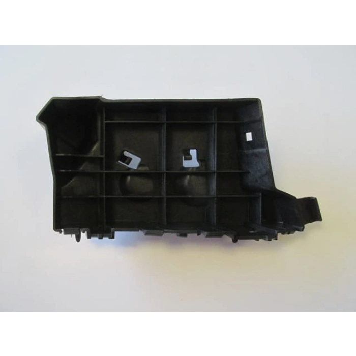 FORD TOURNEO COURIER- 18/23; ÖN TAMPON BAĞLANTI BRAKETİ SAĞ